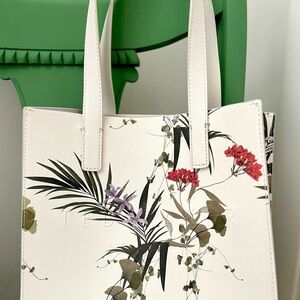 Ted Baker Icon Tropical Floral White Tote Bag